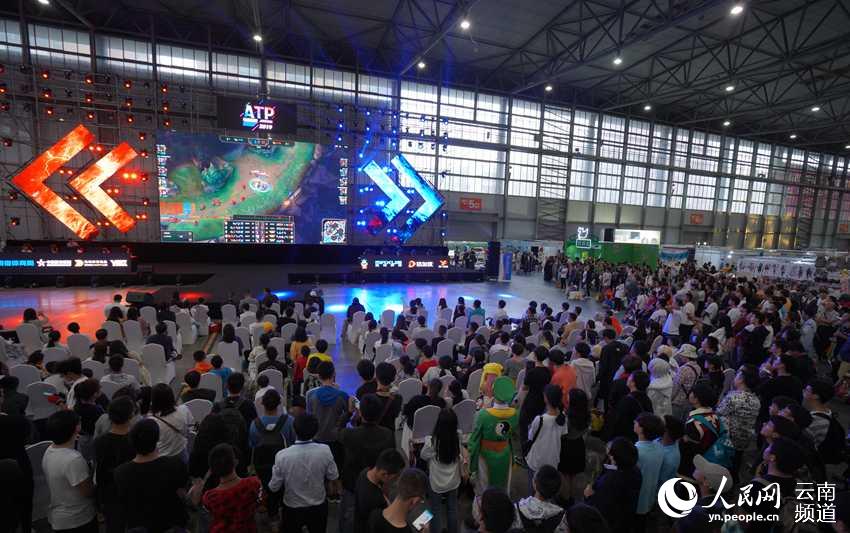 并推动政府 并推动政府