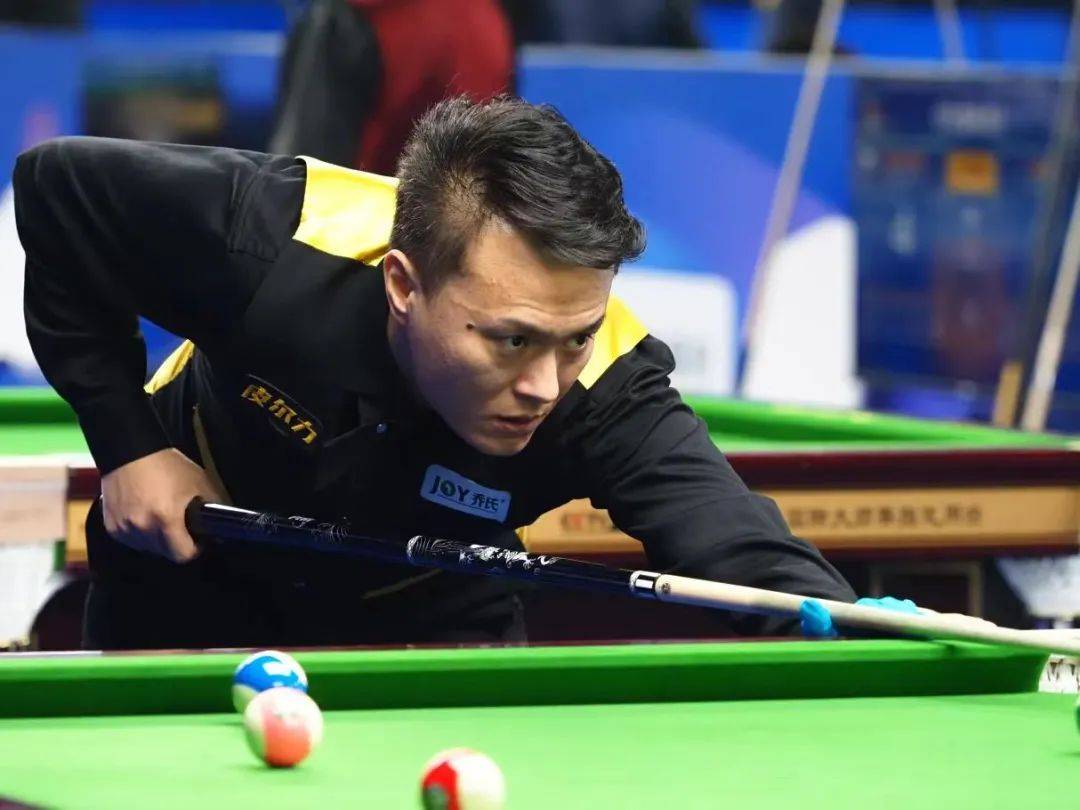 闪电般的速 闪电般的速